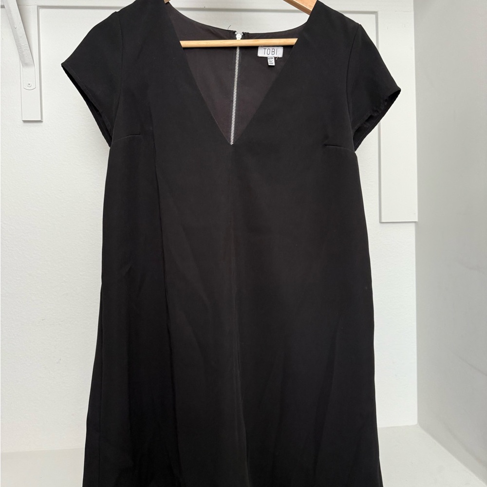 Tobi Black A-Line V-Neck Mini Dress